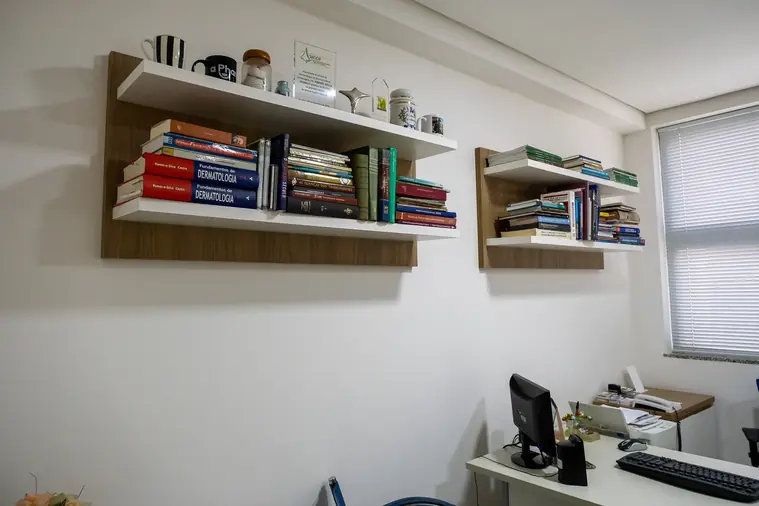 Sala de espera de la clínica en Brasilia